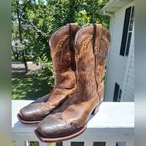 Tony Lama Womens Cowboy Boots  Size 8.5 B Wingtip Western Vaquero VF6004